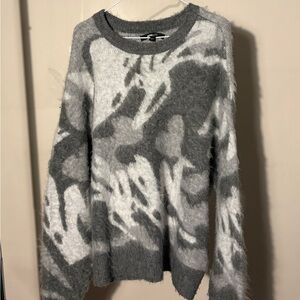 Fashion Nova Gray and White Crewneck Sweater
